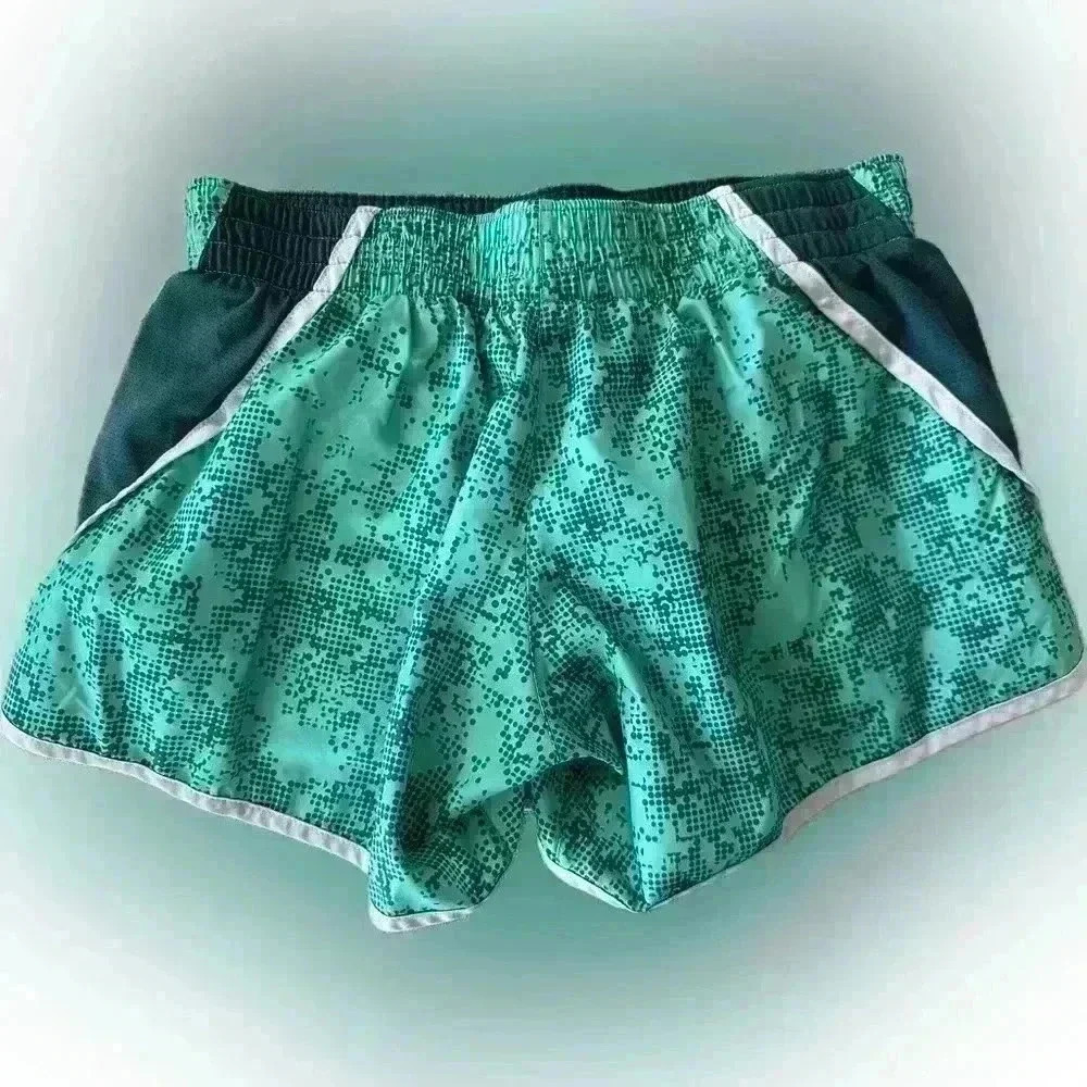 Nike Women's Running Shorts (160)​ - Picture 2 of 10